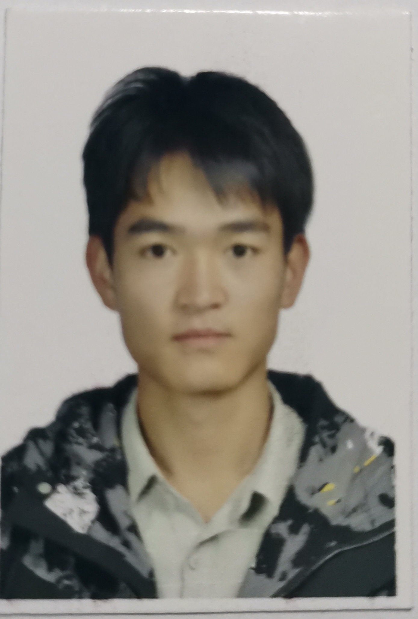 田教员 照片