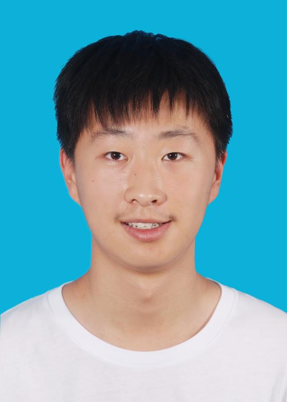 李教员 照片