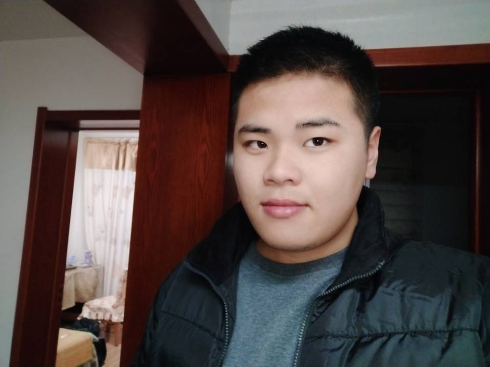 刘教员 照片
