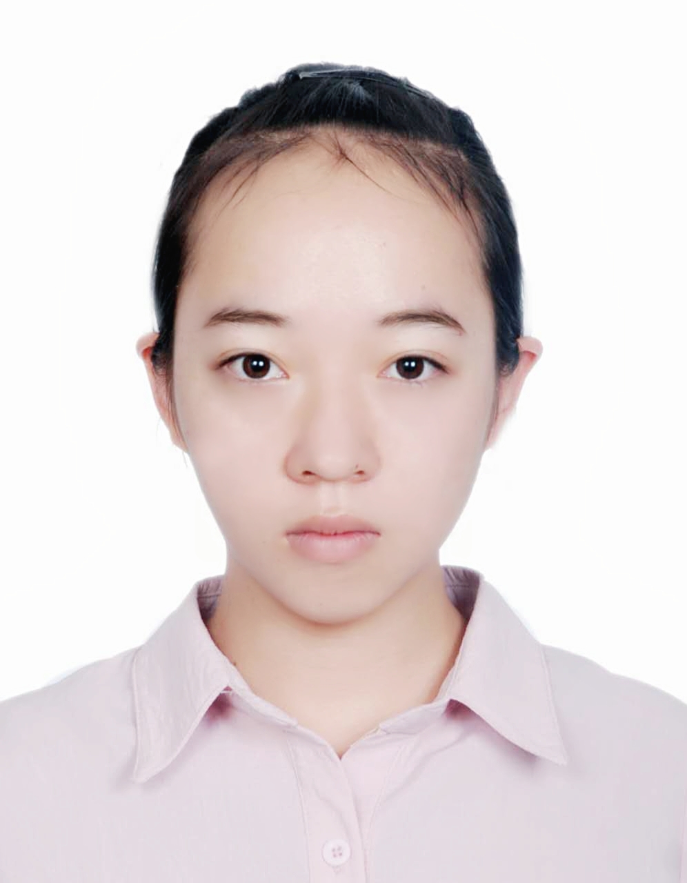 梁教员 照片