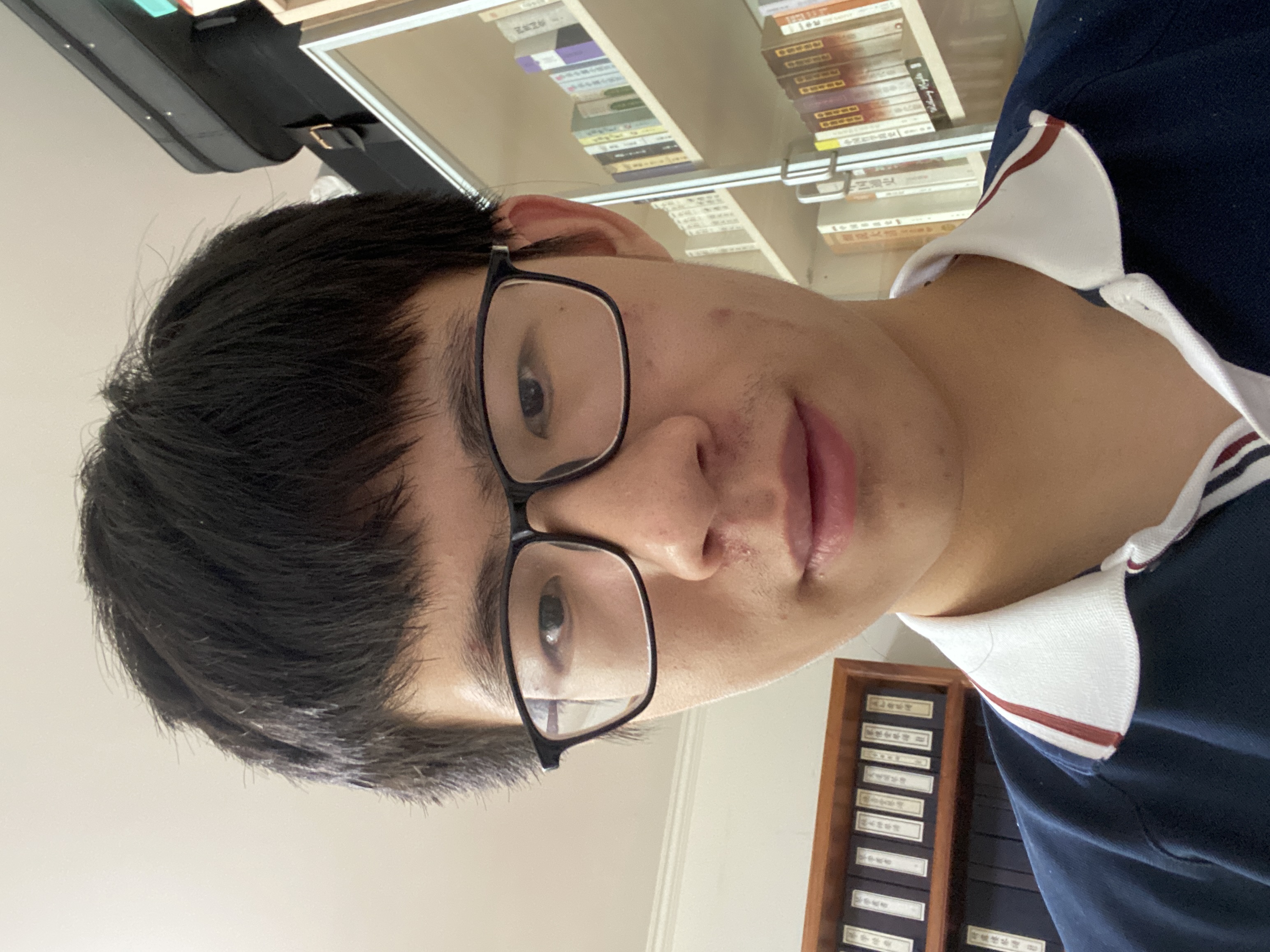 俞教员 照片