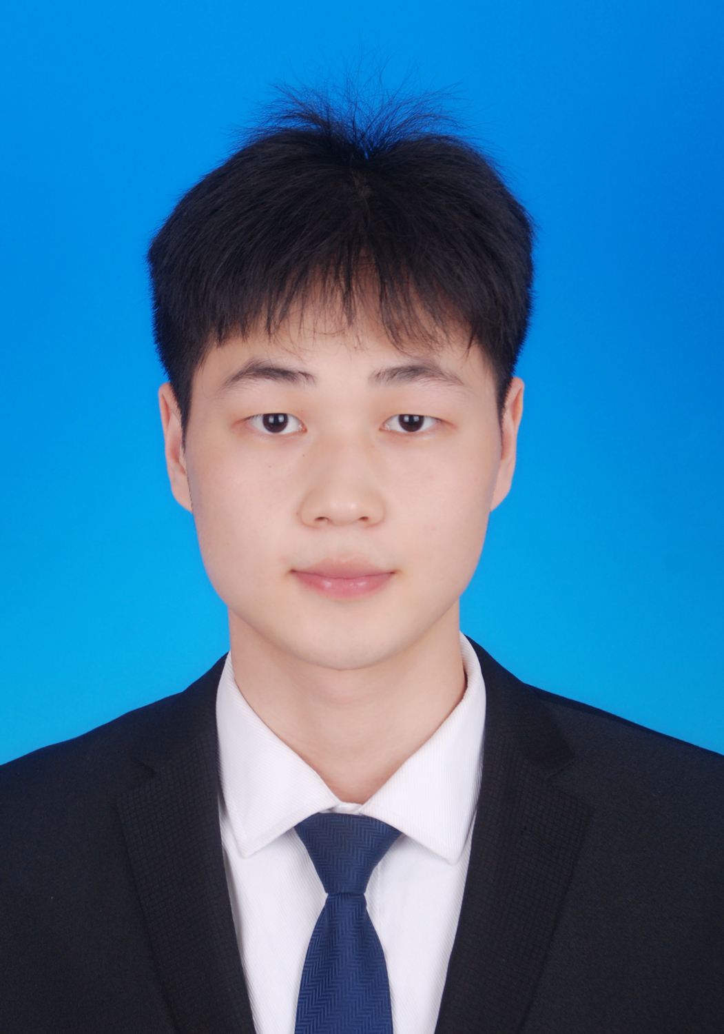 李教员 照片