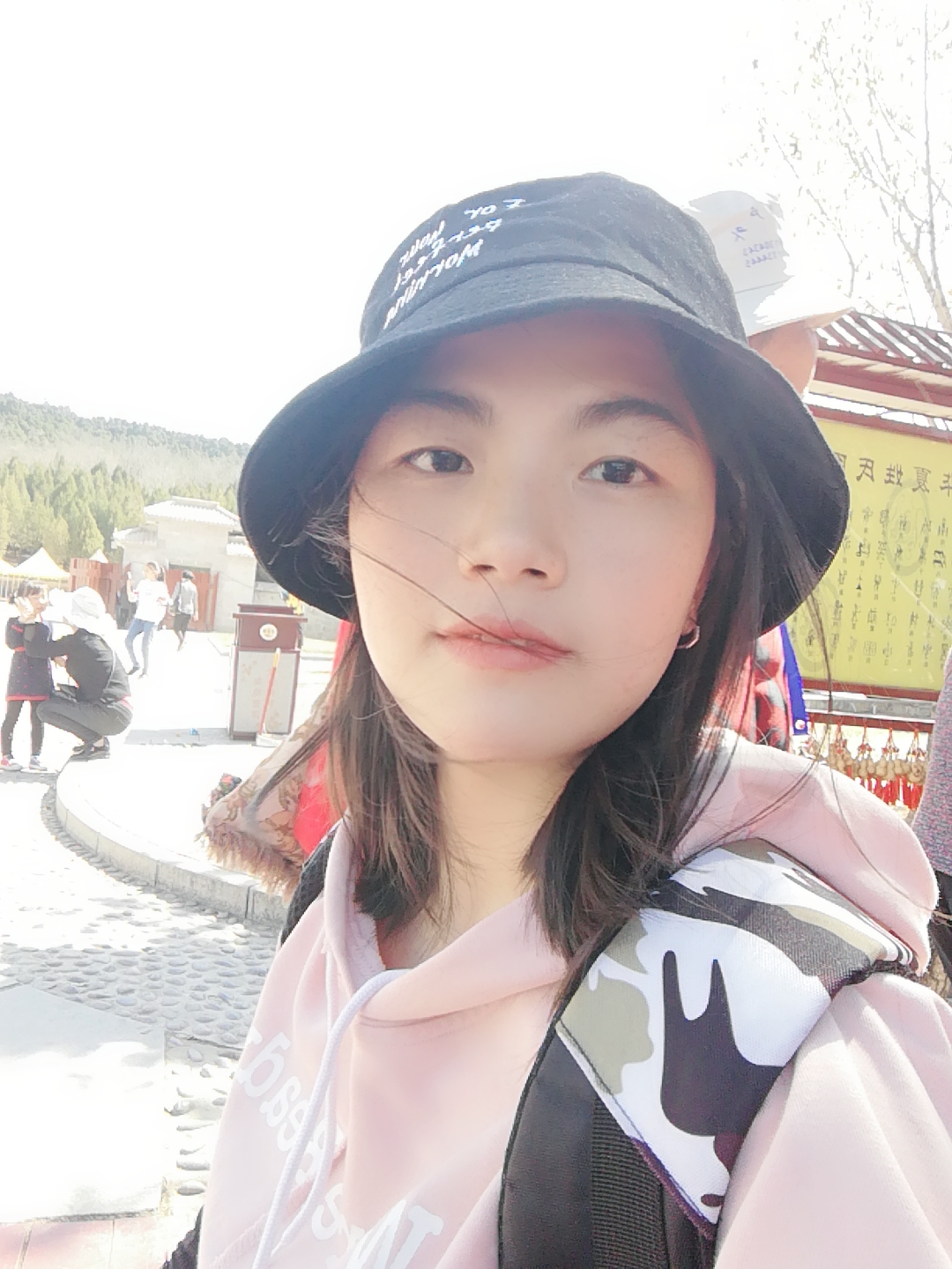 吴教员 照片