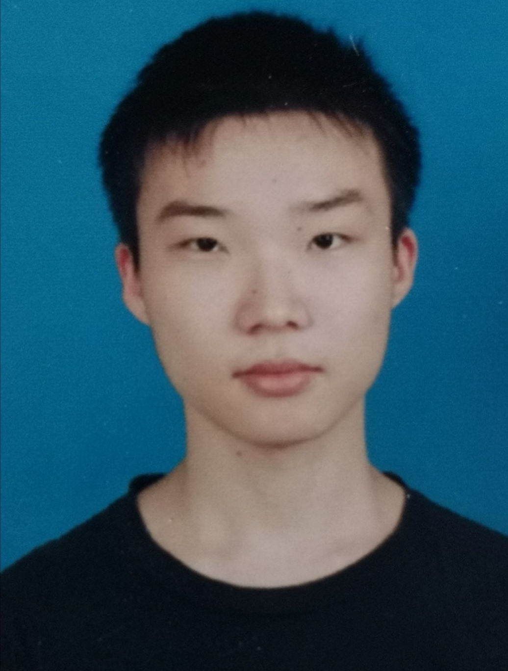 李教员 照片