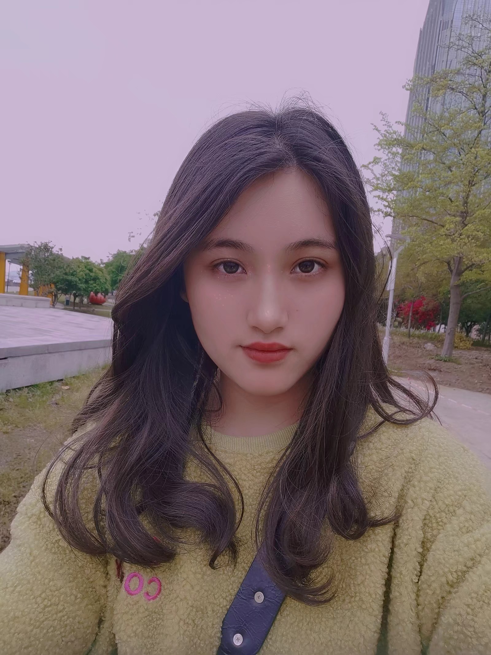 李教员 照片