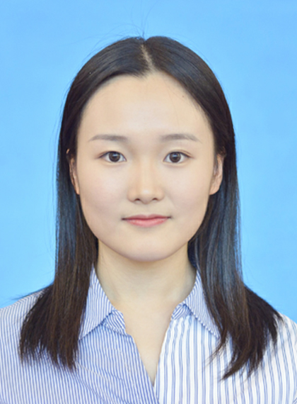 李教员 照片