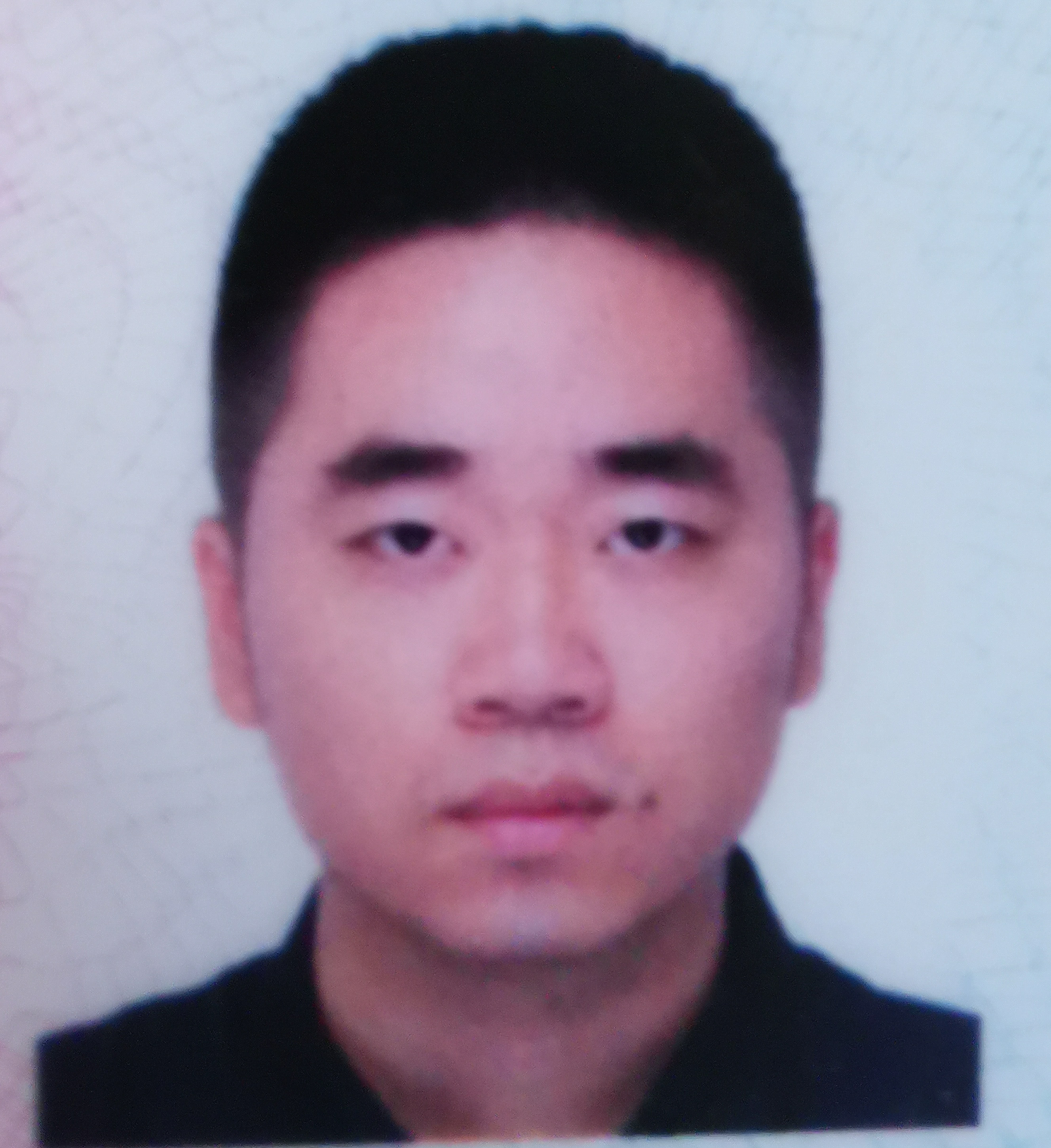 尹教员 照片