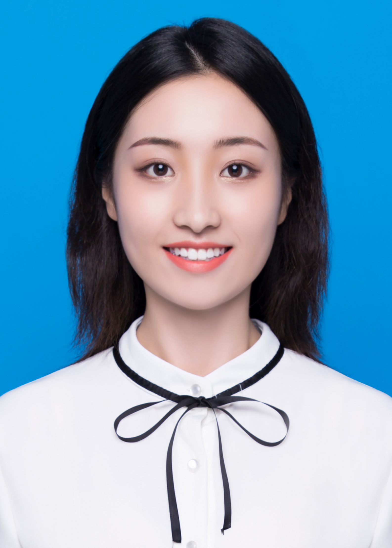 司教员 照片