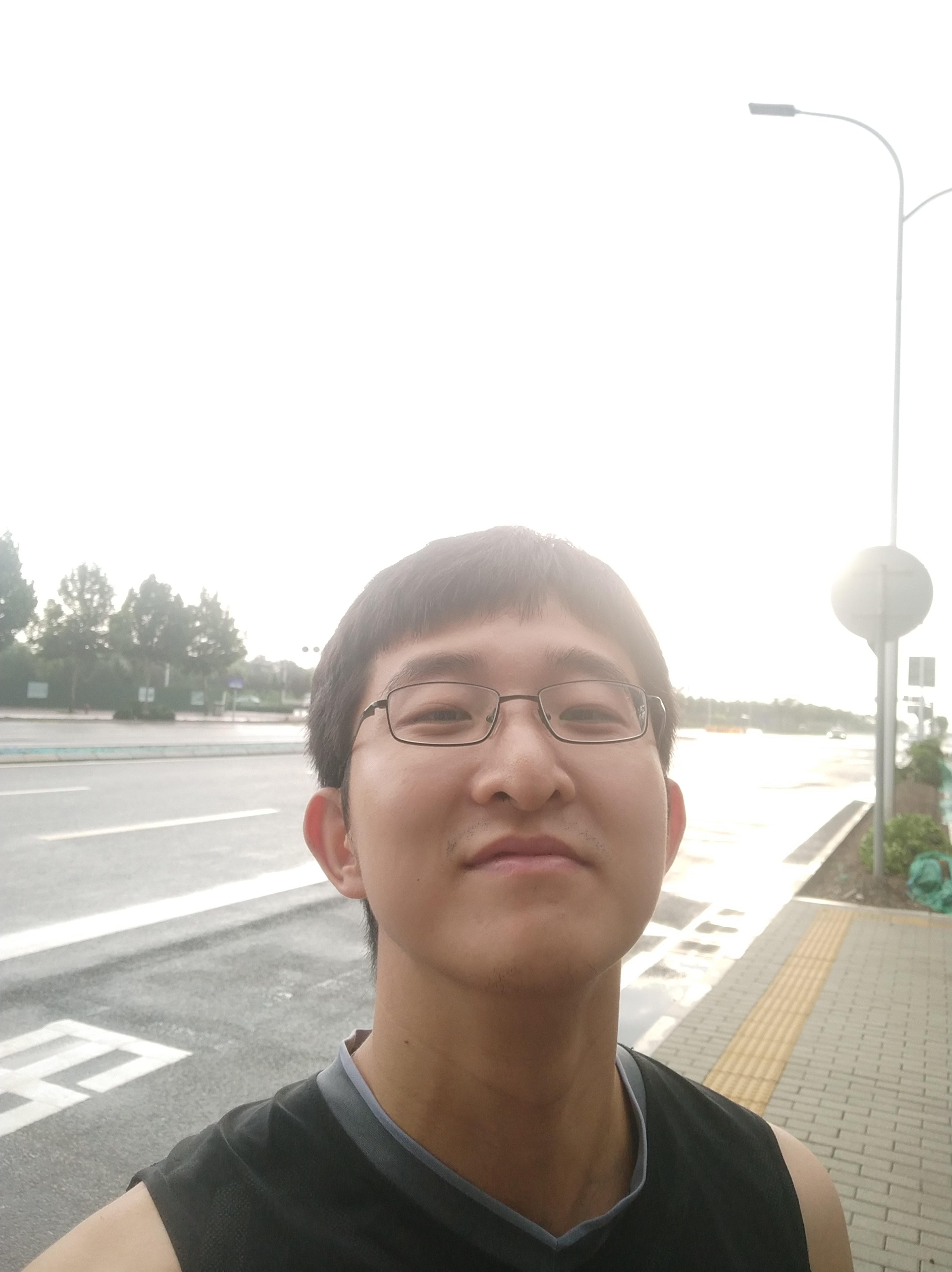 王教员 照片