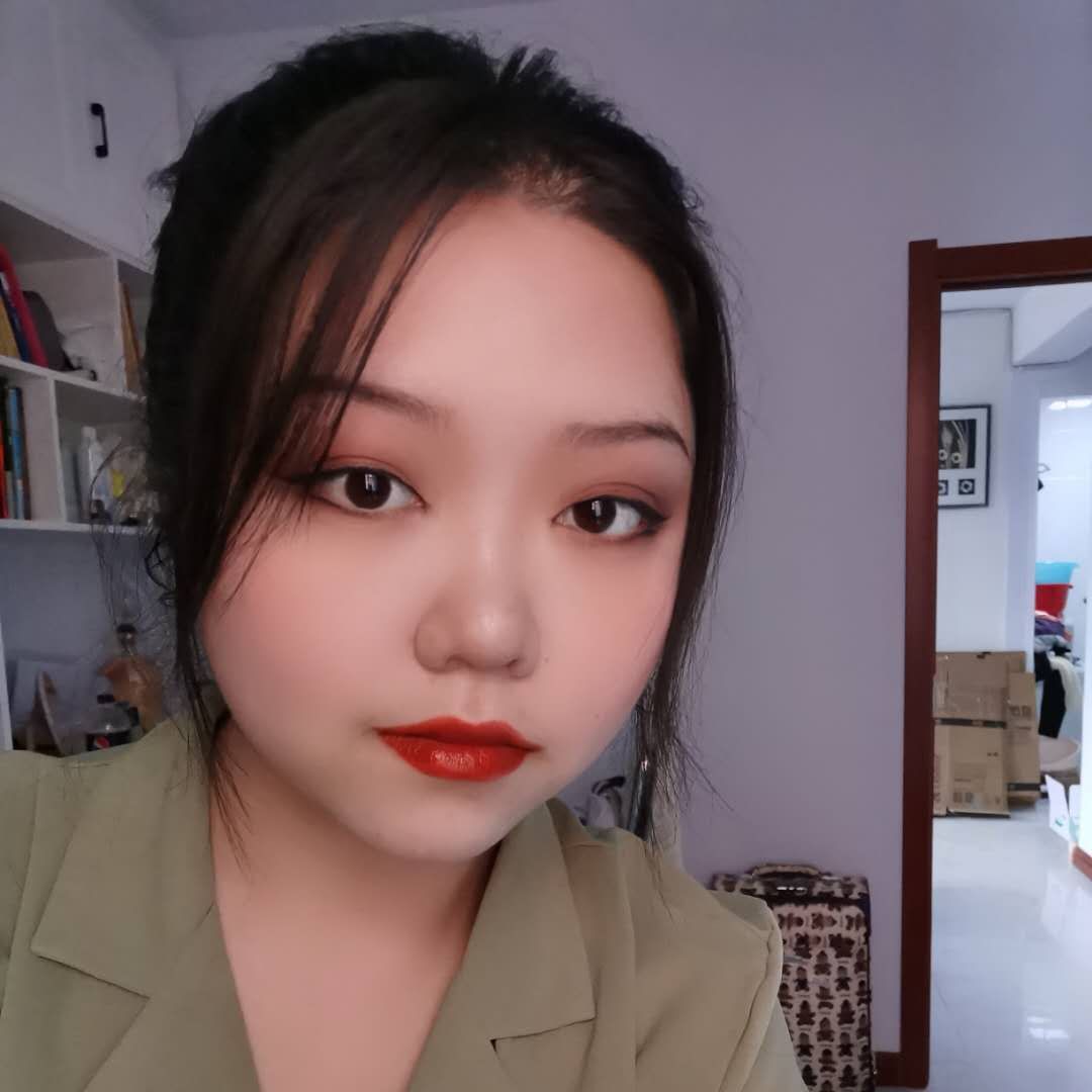 殷教员 照片