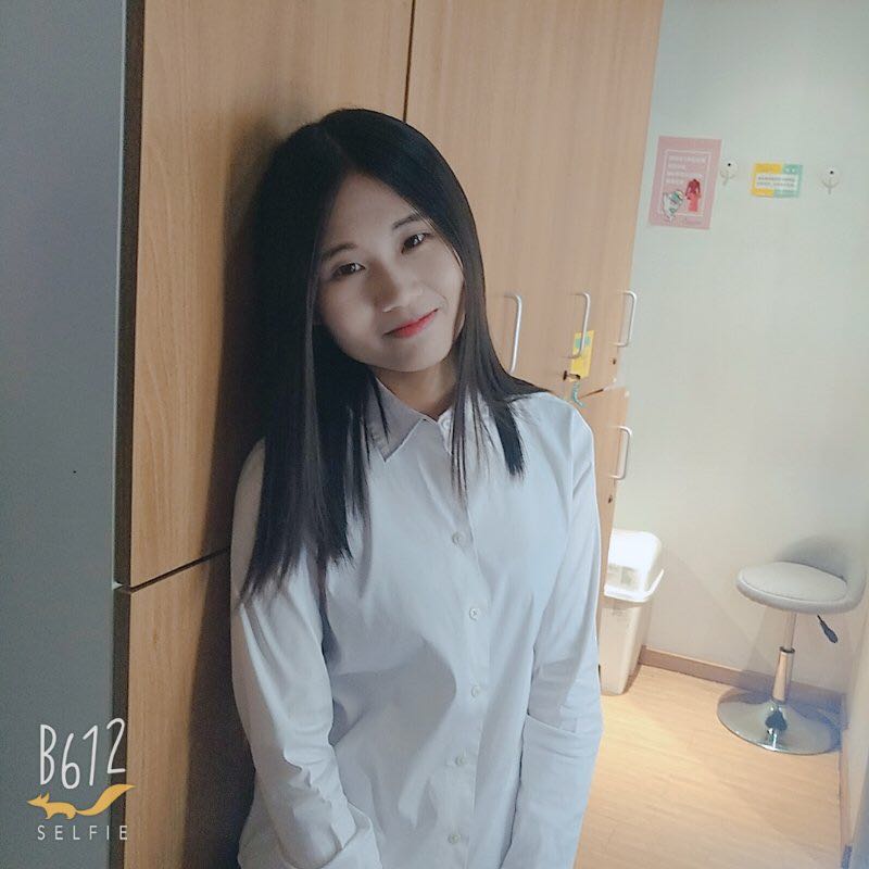 吴教员 照片