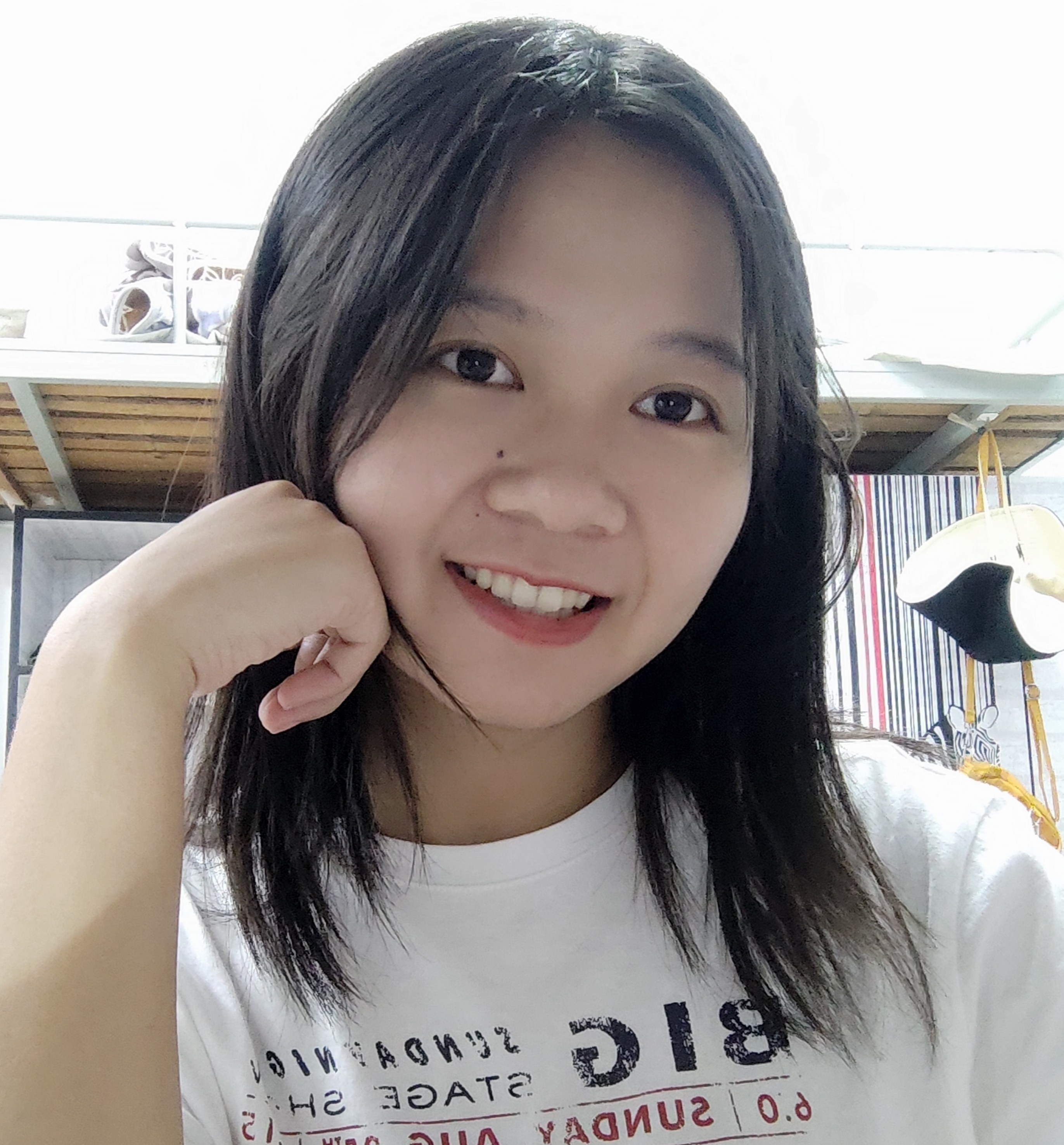 胡教员 照片