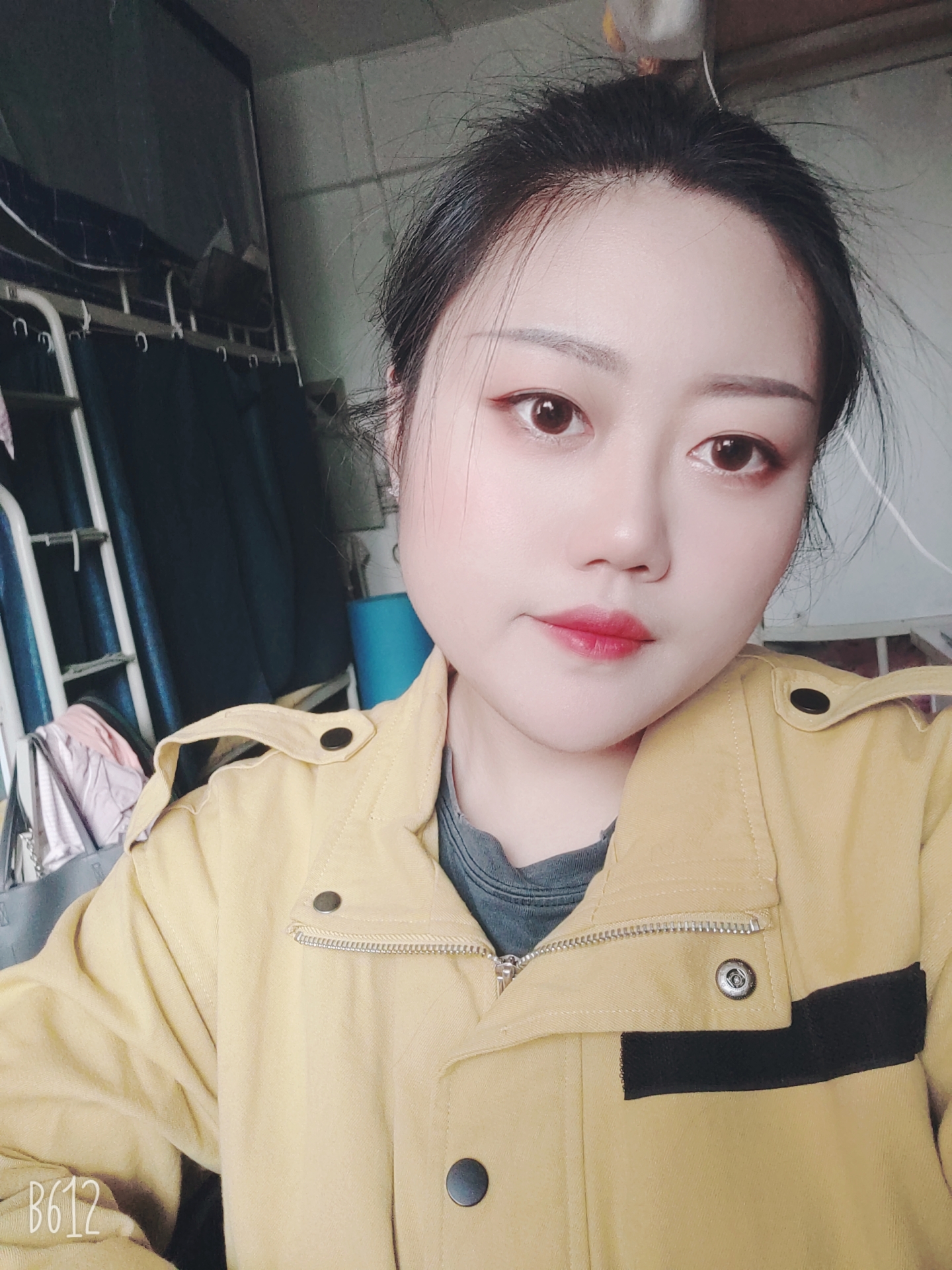 张教员 照片