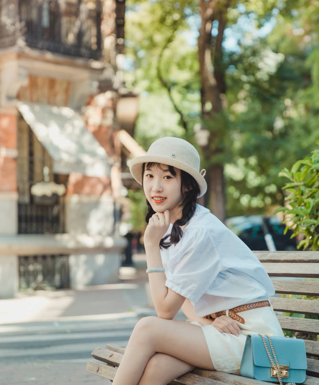 罗教员 照片