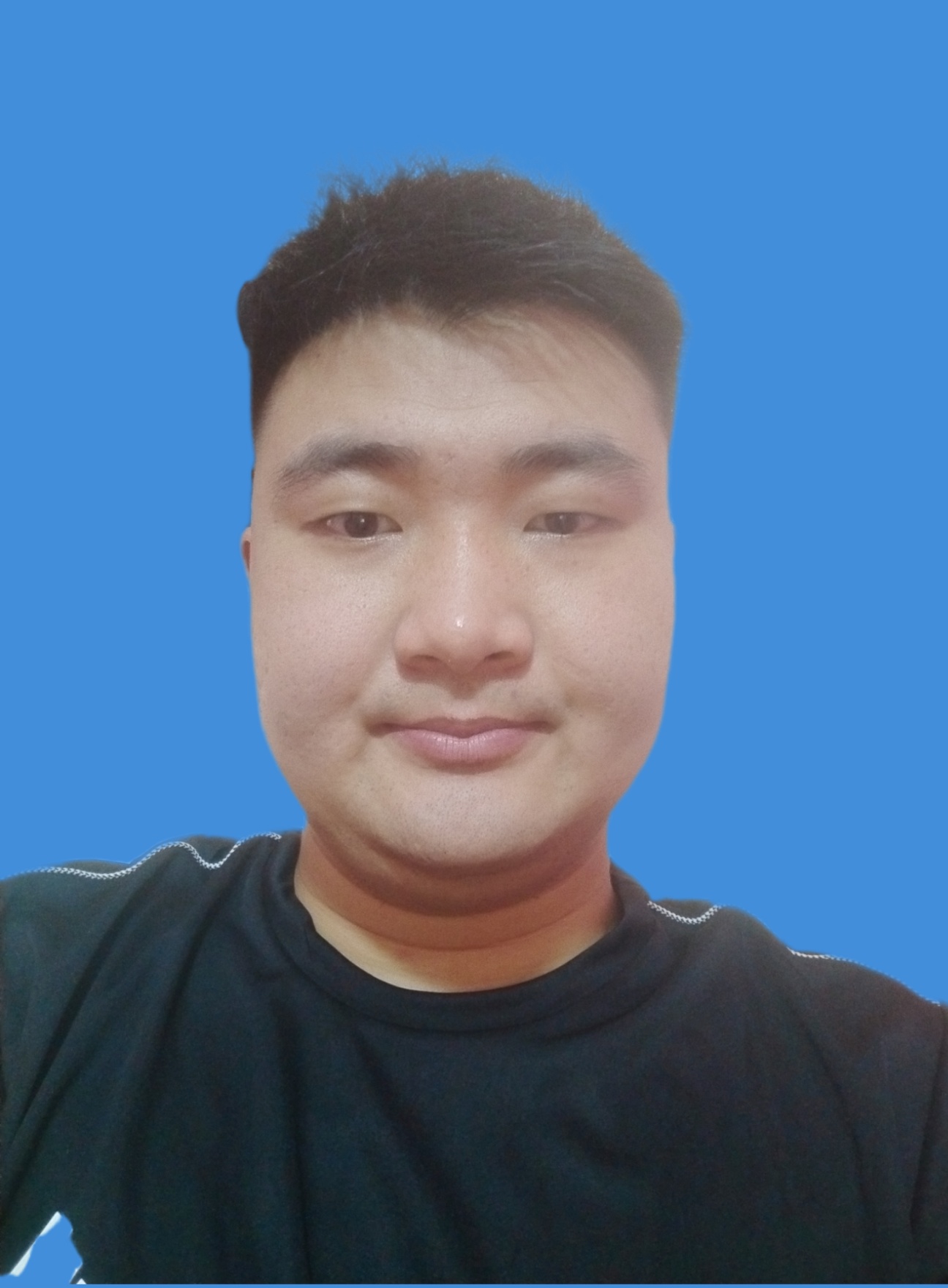 梁教员 照片