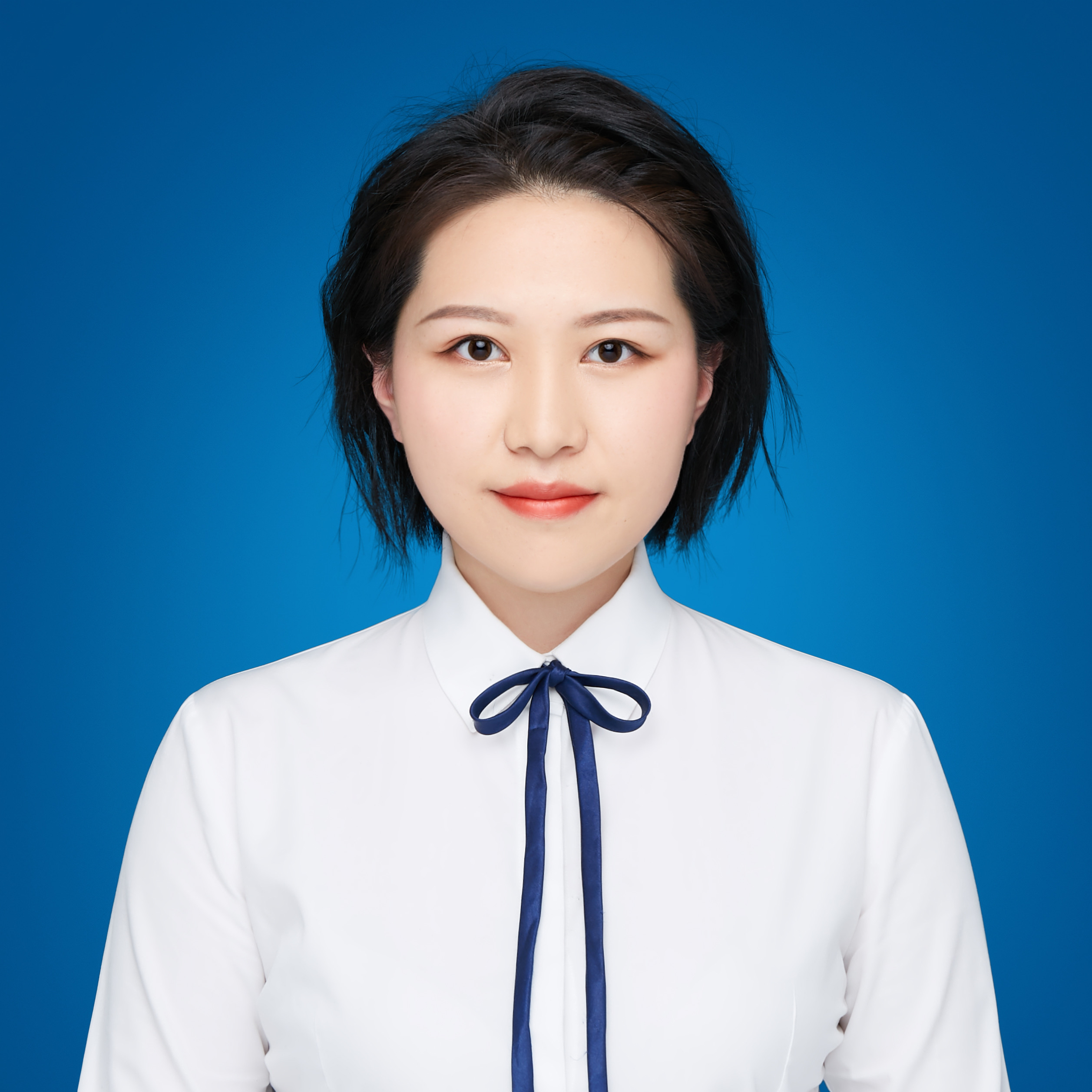 王教员 照片