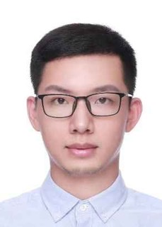 温教员 照片