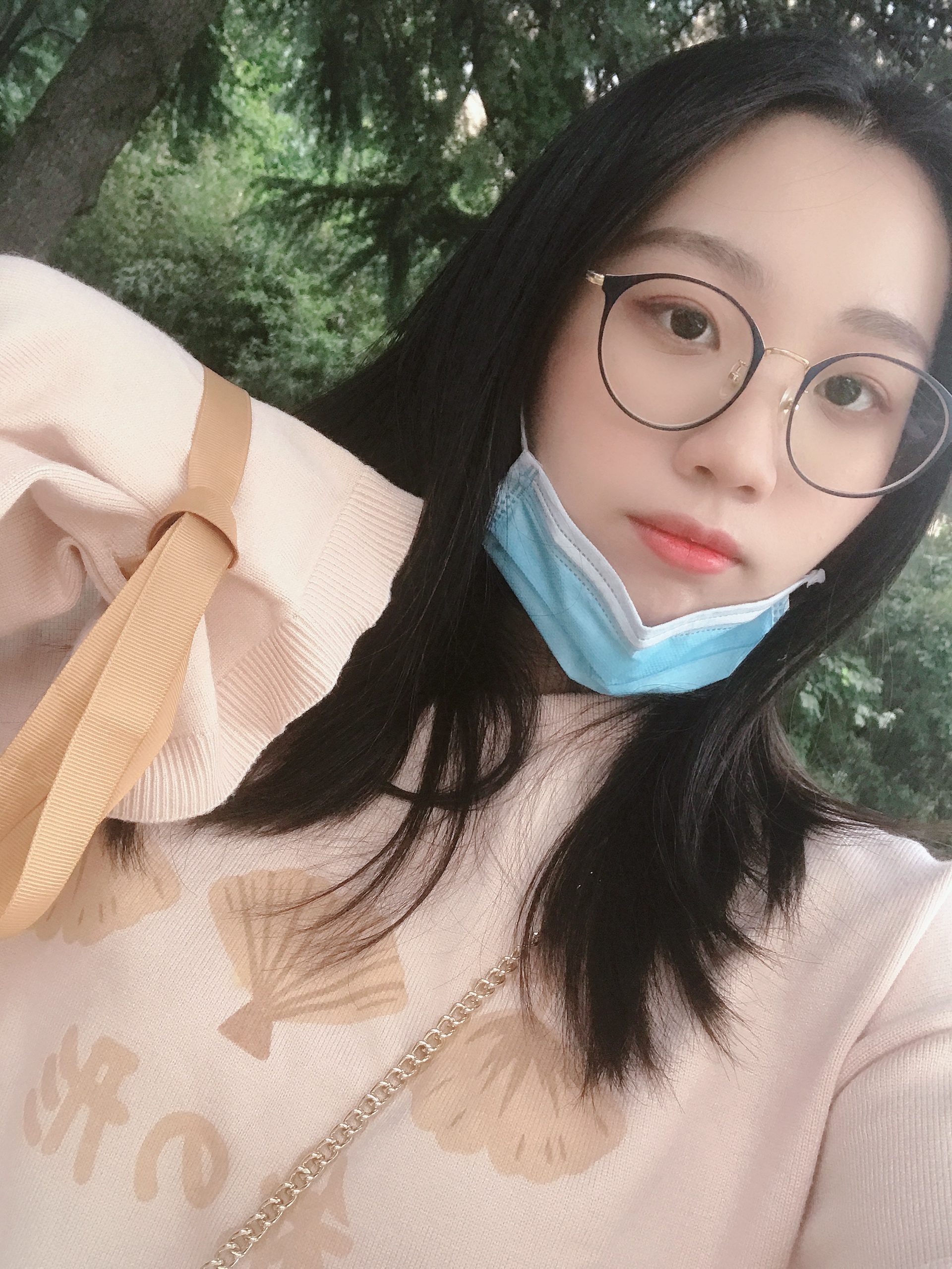 张教员 照片