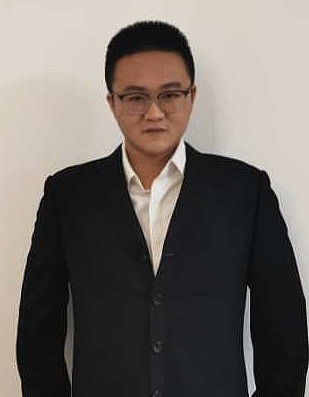 丁教员 照片
