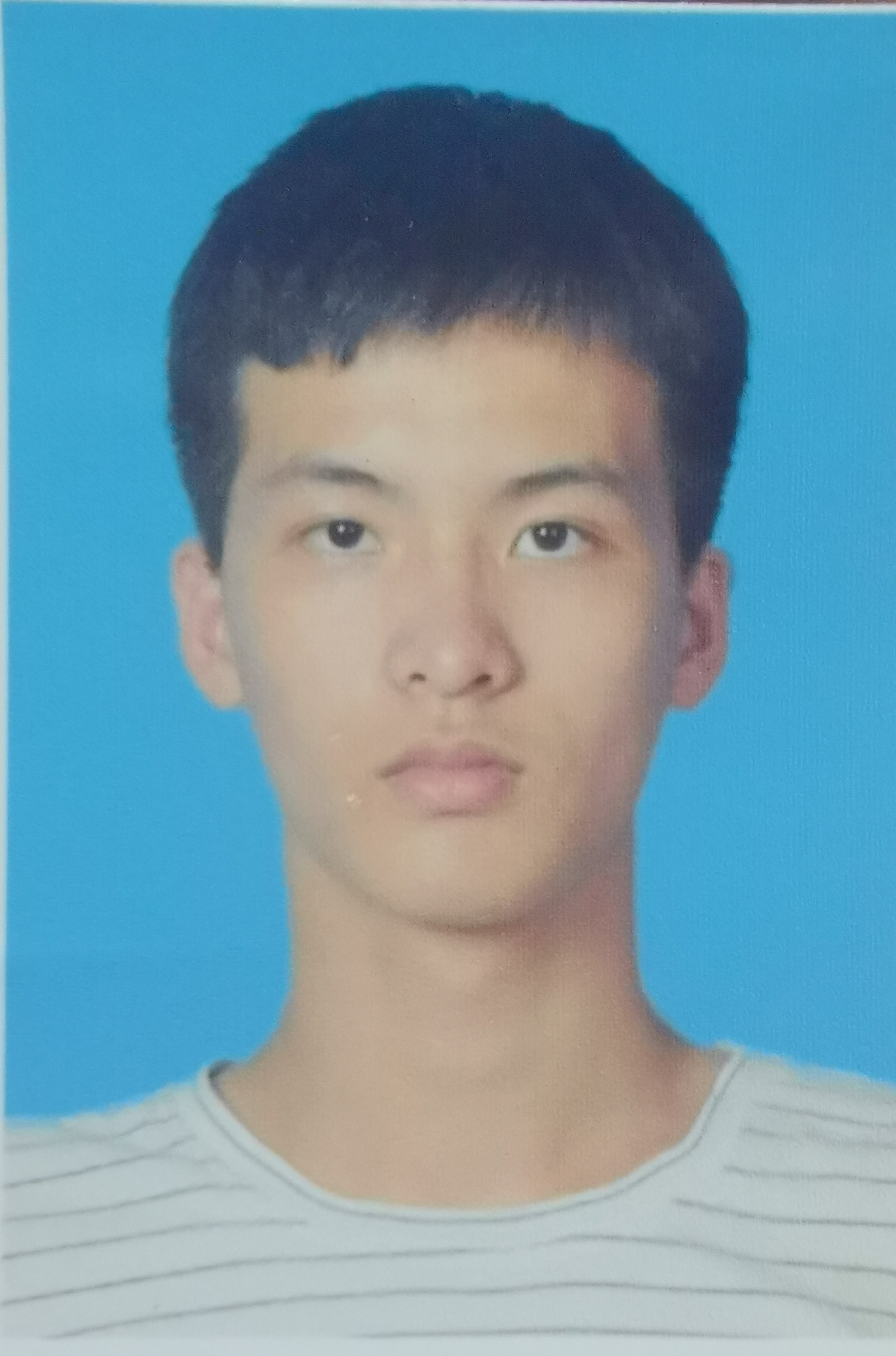 陈教员 照片