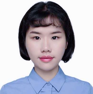 李教员 照片