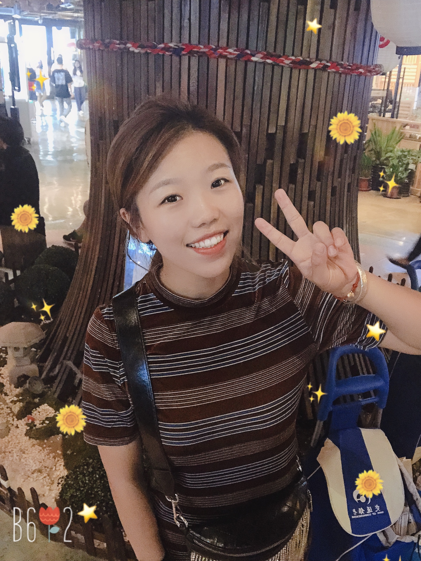 刘教员 照片