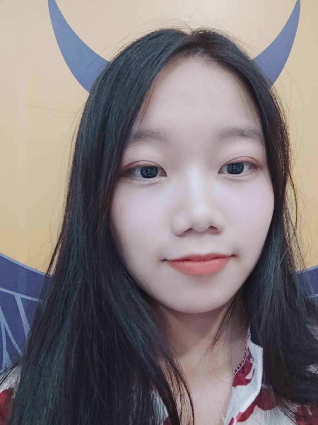 廖教员 照片