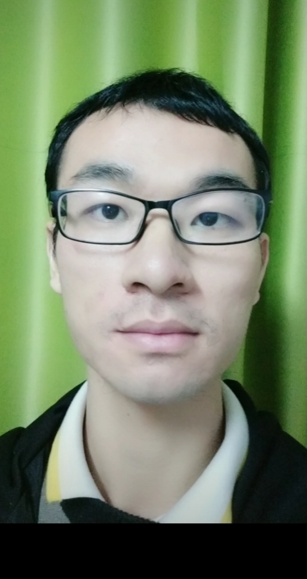 吴教员 照片