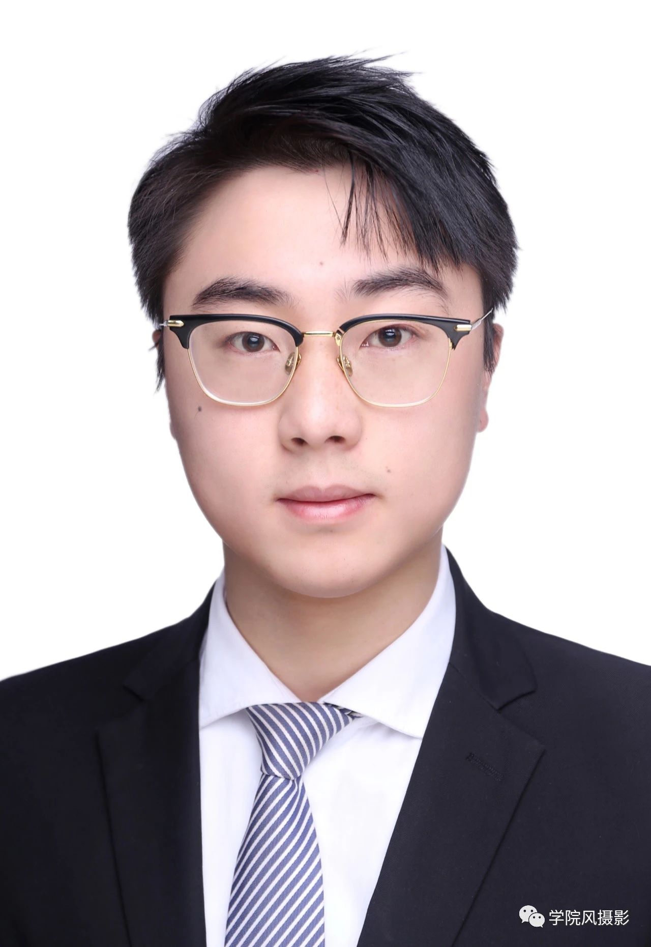 邓教员 照片