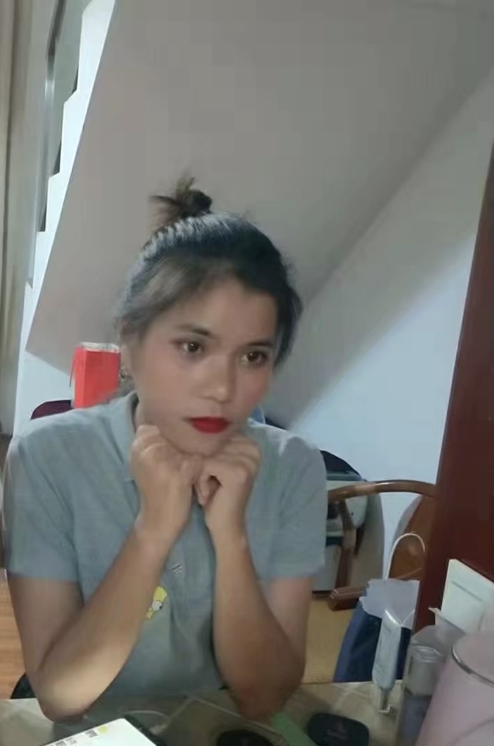 符教员 照片