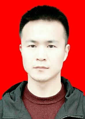 张教员 照片
