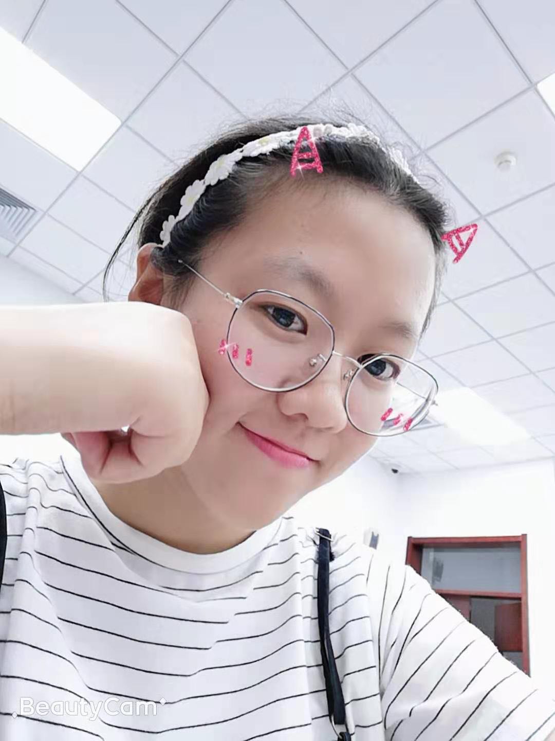 王教员 照片