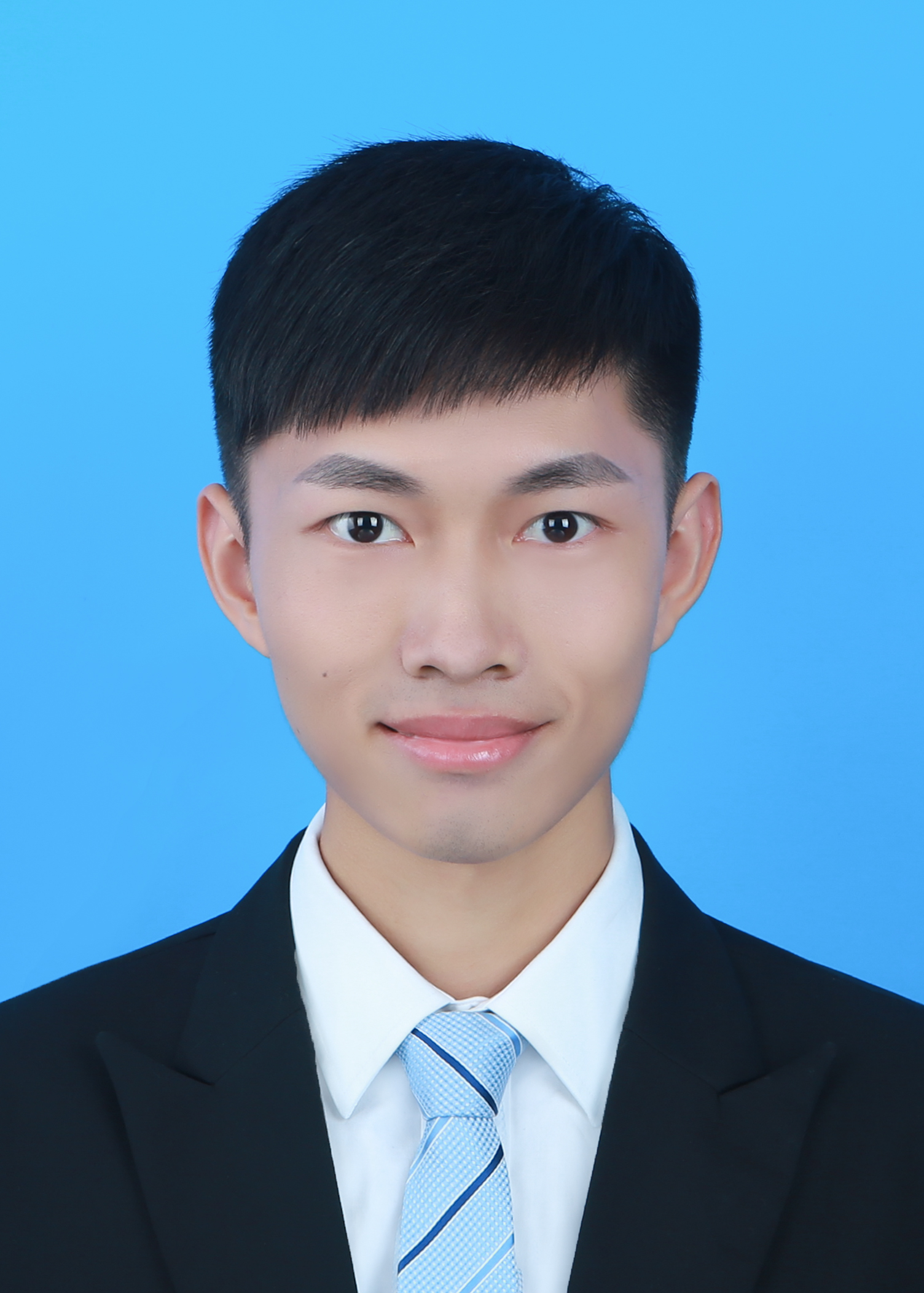 胡教员 照片