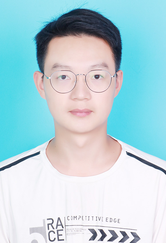 胡教员 照片