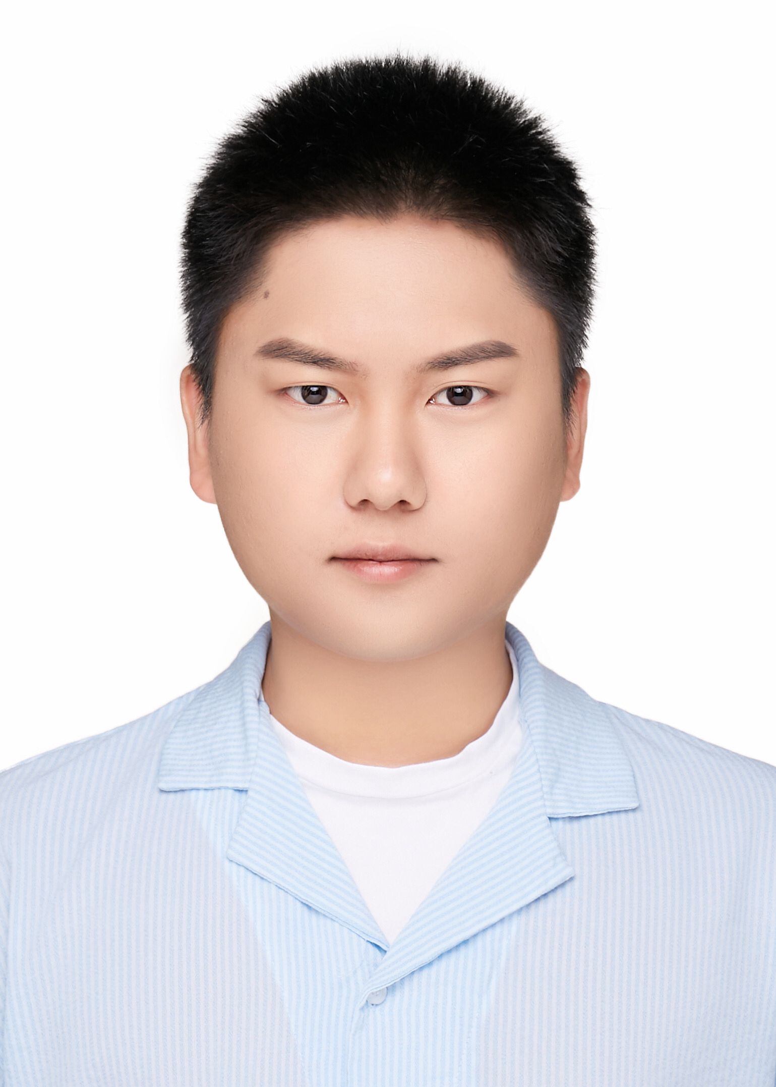 王教员 照片