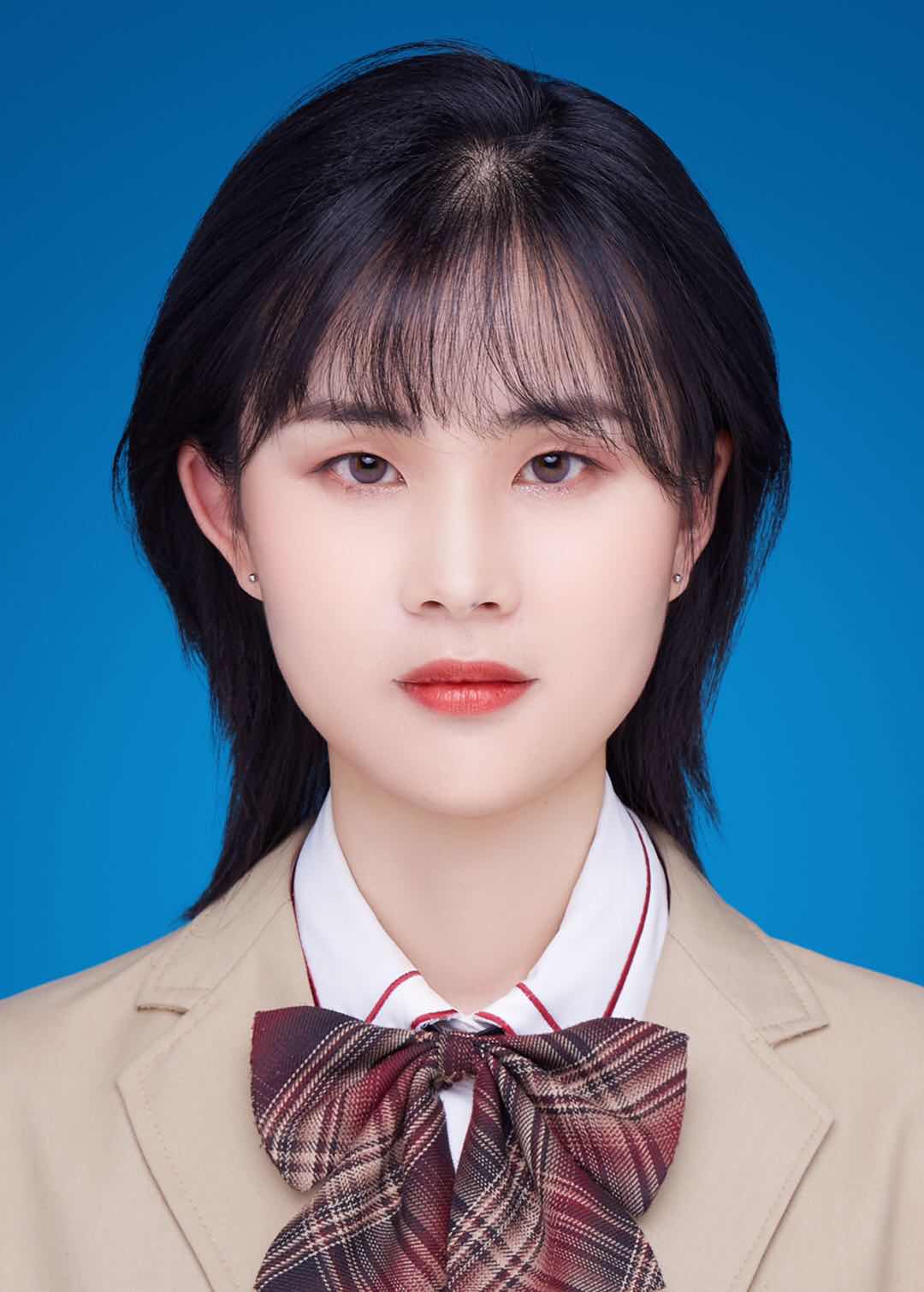 王教员 照片