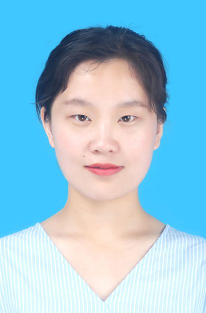 穆教员 照片