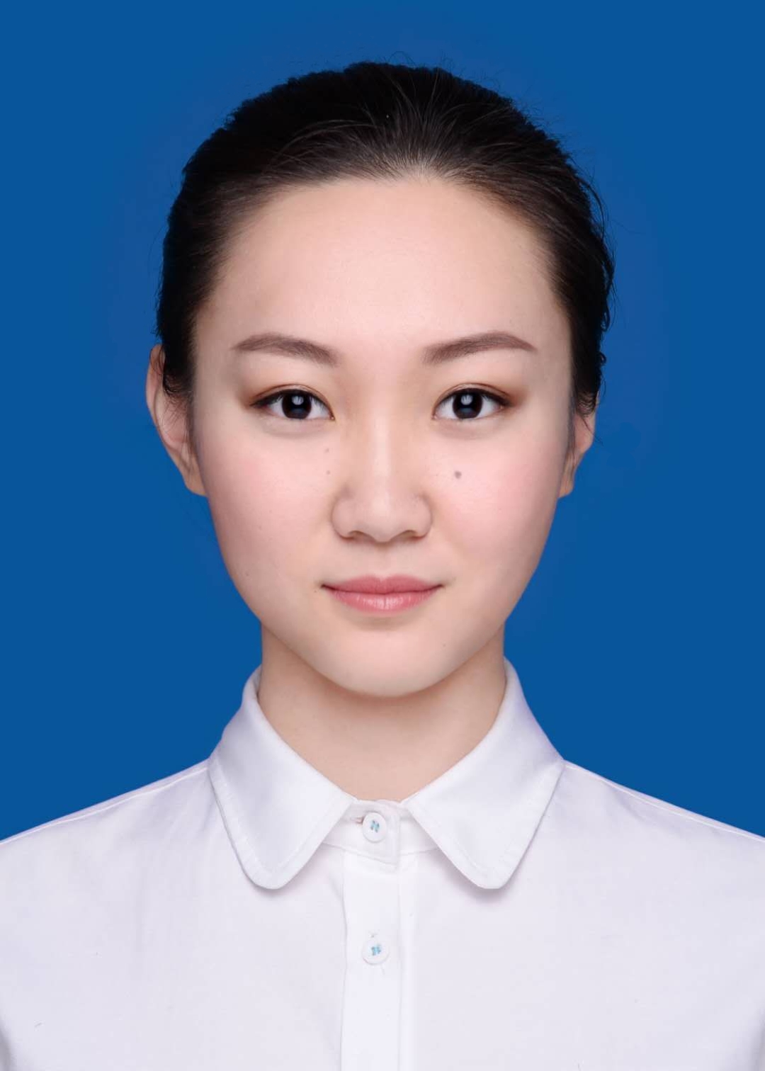 高教员 照片