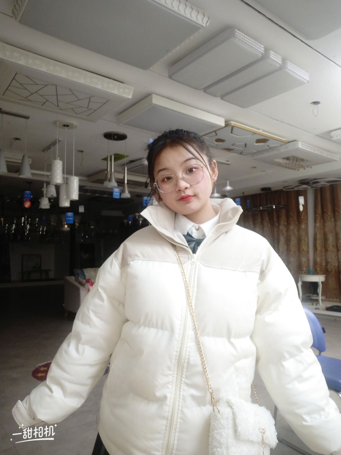 侯教员 照片