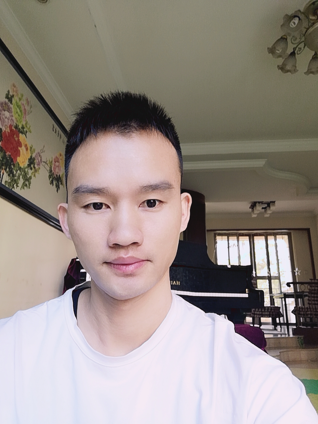 郑教员 照片