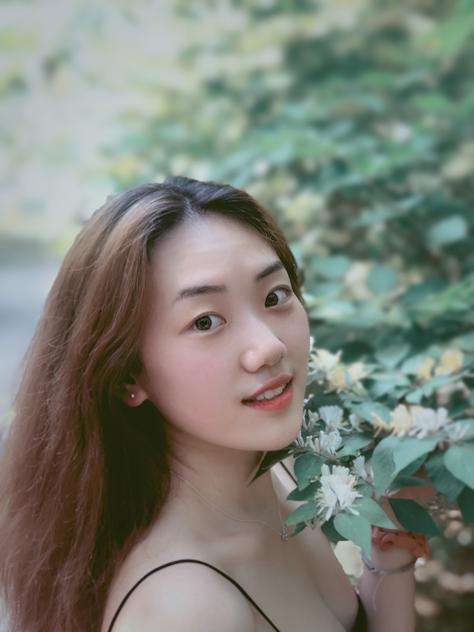 潘教员 照片