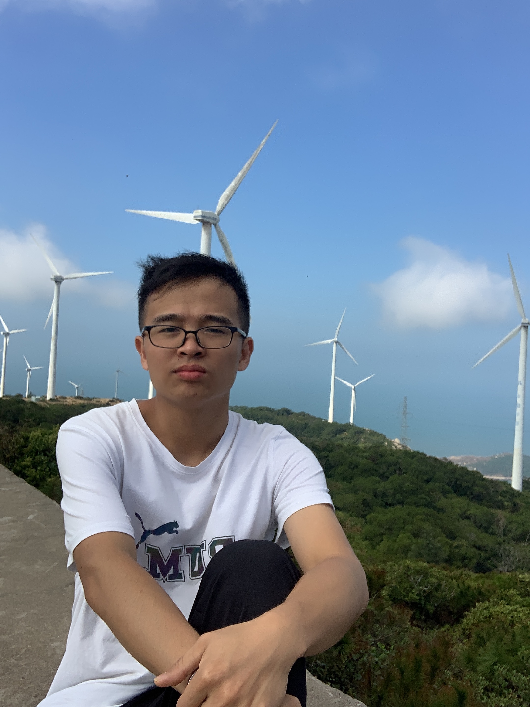 黄教员 照片