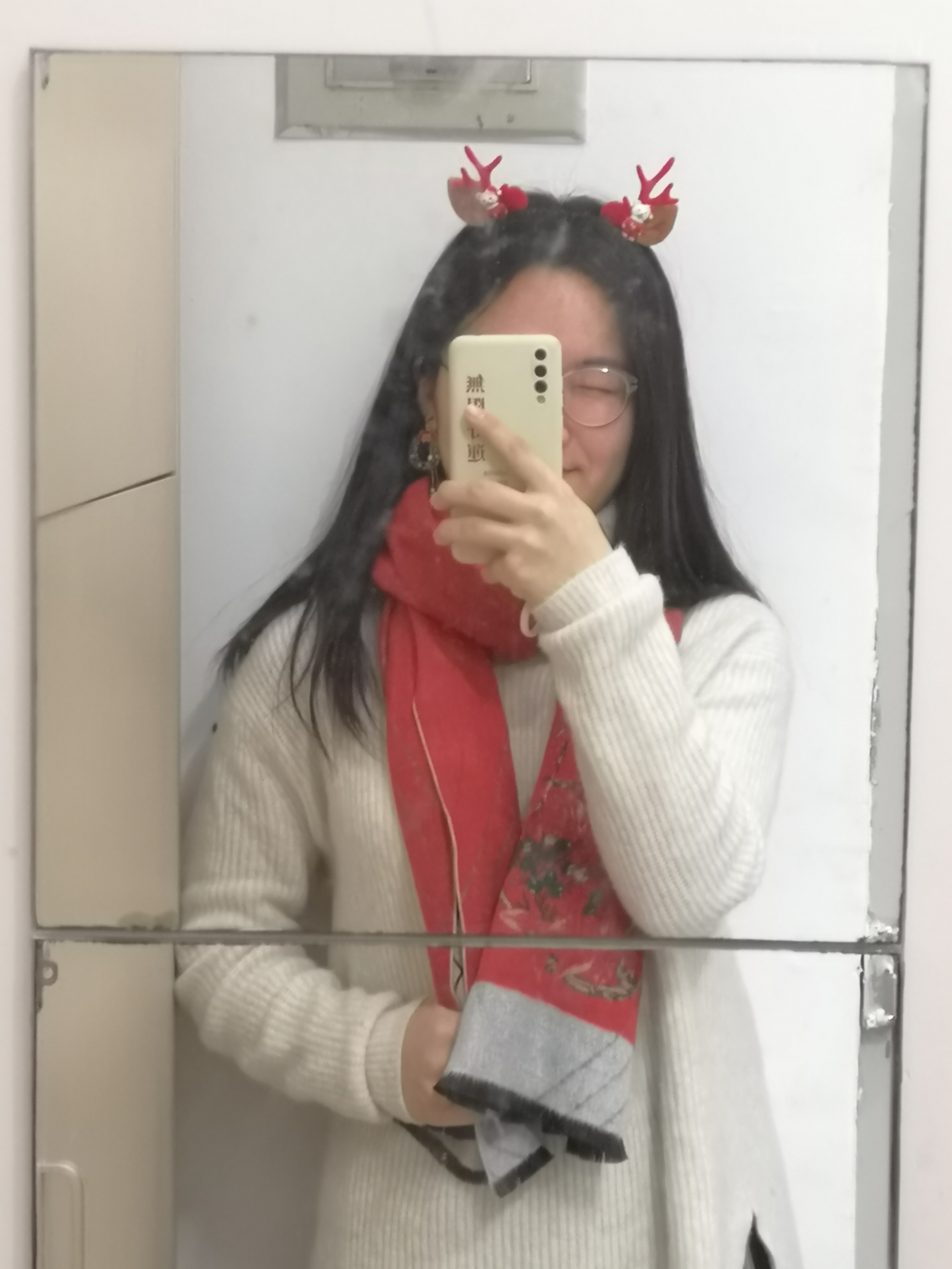 游教员 照片