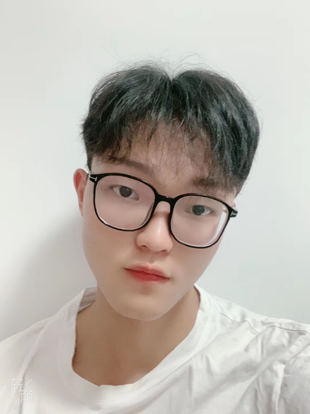 张教员 照片