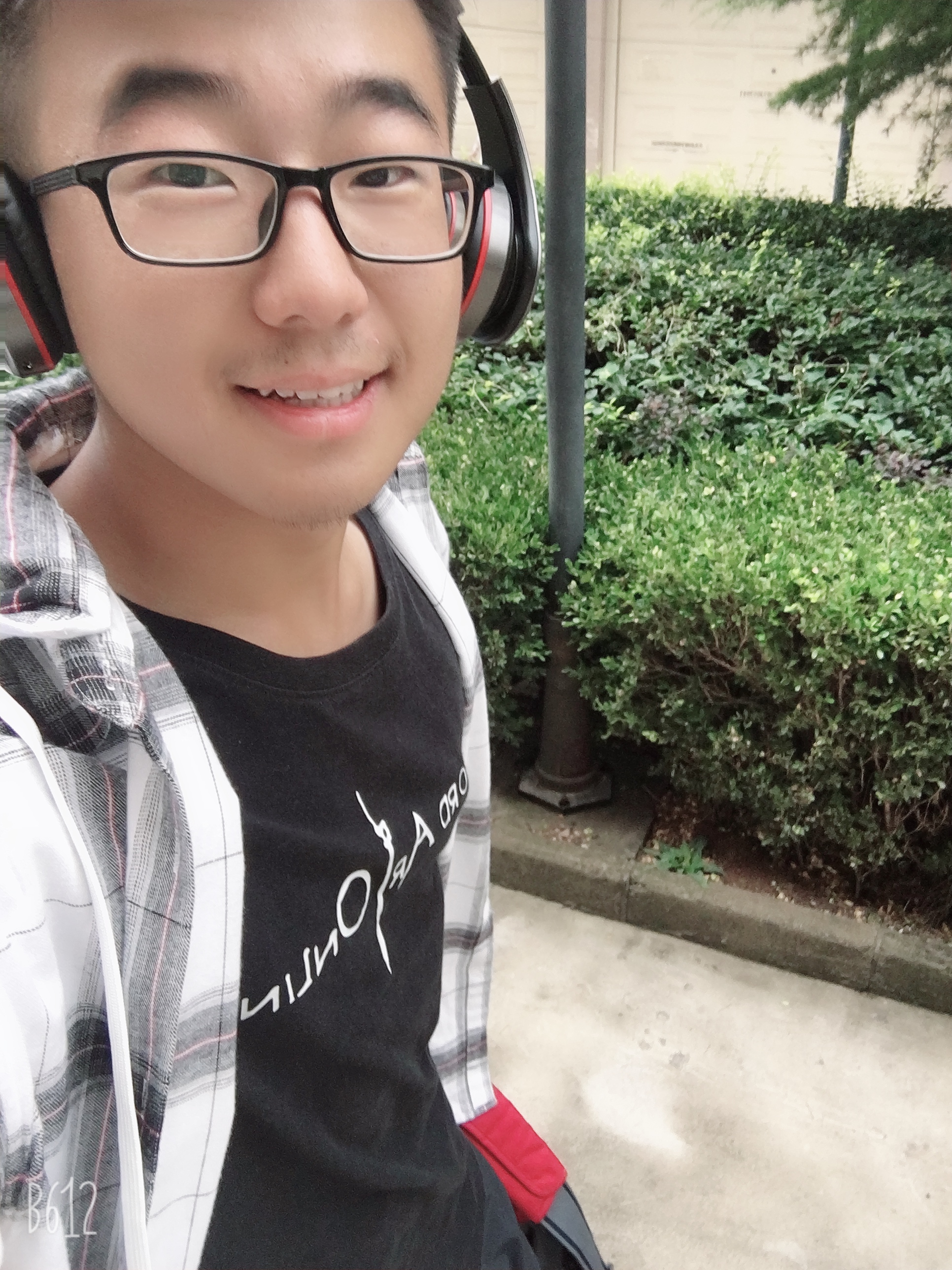 李教员 照片