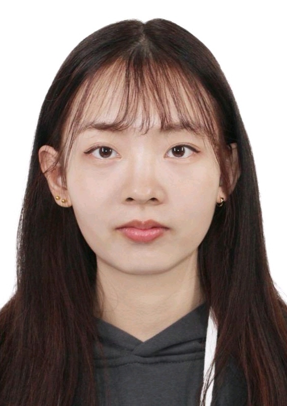 李教员 照片