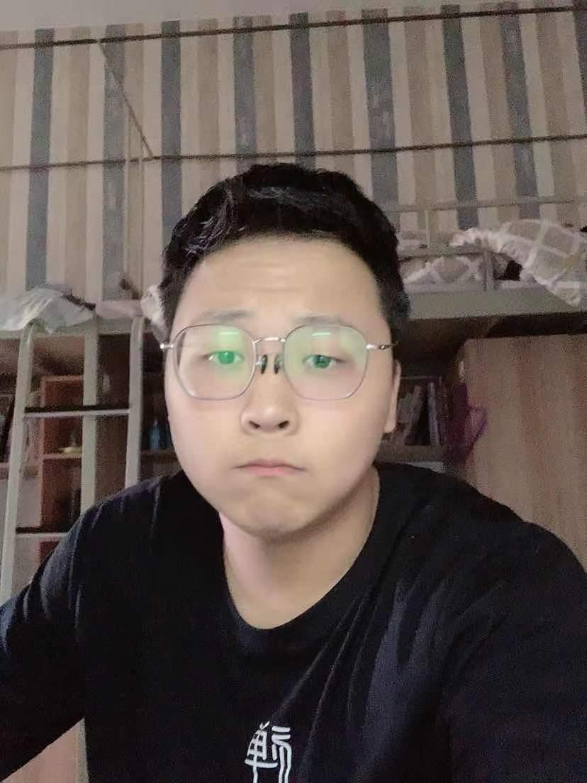高教员 照片