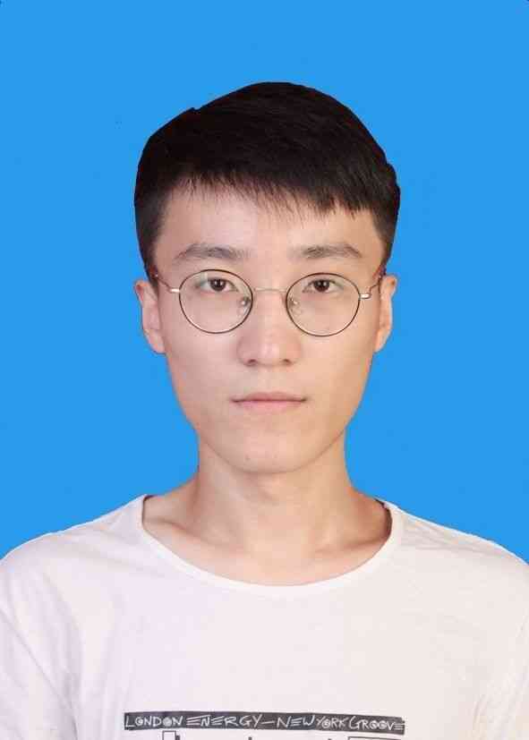 张教员 照片