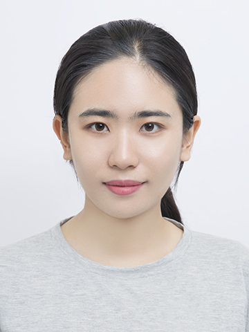 谭教员 照片