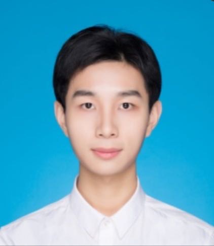 张教员 照片
